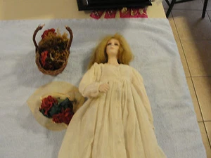 Vintage Valerie Bunting Buating ? 2/25 Doll - Picture 1 of 9
