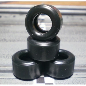 Paul Gage XPG-21127 Urethane Tires 21x12x7mm (2 pcs)