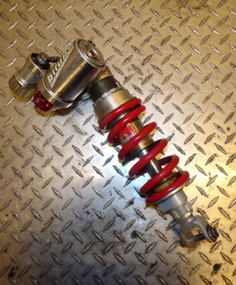 KAWASAKI ZX10R NINJA 2006 2007: AMORTIGUADOR BITURBO K0081FXF31 - TRASERO: MOTOCICLETA USADA Foto 1 de 4