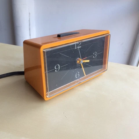 Siemens MU 15 1970s Vintage Rare Clock Works But Alarm Not Working Cover