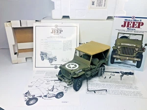 RÉPLICA DE JEEP DANBURY COMO NUEVA DE LA SEGUNDA GUERRA MUNDIAL DE 1940 1:24 CAJA USADA MUY LIMPIA Y ACC. - Imagen 1 de 20