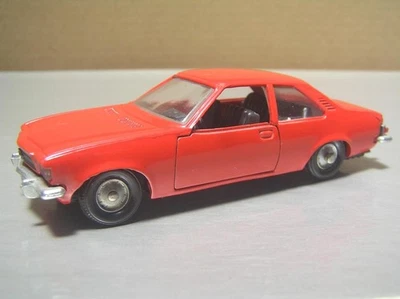 Ziss Mini-Auto #310 Opel Rekord II красный сделано в Западной Германии NM + состояние товара - Изображение 1 из 4