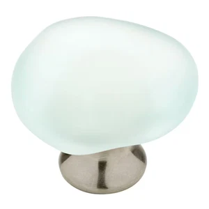 Seaglass 1-13/16 pulgadas (47 mm) Perilla de gabinete redonda vintage de aguamarina y níquel - Imagen 1 de 5