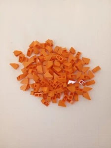 Lego orange slope 2x1 125 pieces# 321 - Picture 1 of 3