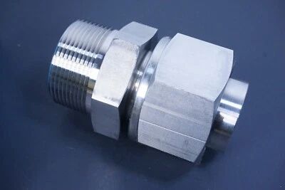 Swagelok tube adapter, 1 1/2 in. tube to 1 1/2 in. NPT, SS-24-TA-1-24 - Image 1 of 3