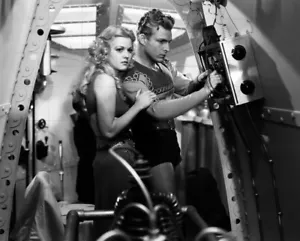 BUSTER CRABBE - JEAN ROGERS - 10" x 8" Photo FLASH GORDON'S TRIP TO MARS 1938 - Foto 1 di 1