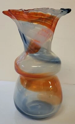 Патриотическая стеклянная ваза красный, белый и синий завитки рифленый ободок 6,5» качество современный - Изображение 1 из 4