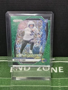 Mira telescópica verde Prizm/75 (RC) 2024 Panini Prizm - Rookies Braden Fiske #310 - Imagen 1 de 2