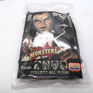 NECA Universal Monsters Drácula Figura Botín Caja Crypt Club Exclusivo Nuevo - Imagen 1 de 7