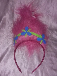 DREAMWORKS TROLLS POPPY PINK HAIR FLOWERED HEADBAND GLITTERY HALLOWEEN - Picture 1 of 4