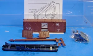 HO ROUNDHOUSE DETROIT, TOLEDO & IRONTON 40' TRUSS SIDE BOX CAR DT&I 11577 KIT - Imagen 1 de 2