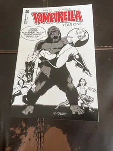 VAMPIRELLA #6 (2023) COMIC TROPES KICKSTARTER BW VARIANT - 9.4 NM (DYNAMITE) - Picture 1 of 5