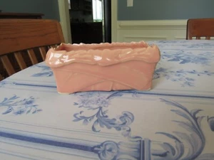 vVINTAGE MCCOY PLANTER PINK 6 1/4" X 3 1/2" X 2 3/4" - Picture 1 of 6