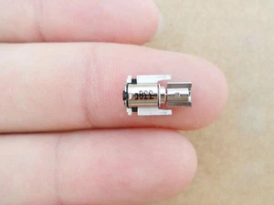 10 piezas 4*6,5 mm DC2-3V motor de micro rotor mini vibrador motor de vibración - Imagen 1 de 5
