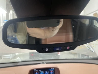 Used Front Center Interior Rear View Mirror fits: 2014 Buick Encore w/telematics Foto 1 de 4