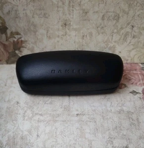 OAKLEY Hardshell Black Case Replacement (for Glasses or Sunglasses) Snap Large - Picture 1 of 6