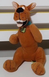 SCOOBY DOO PERSONAJE JUGUETE PELUCHE SACANDO LA LENGUA 22 CM SENTADO NIÑOS JUGUETE - Imagen 1 de 2