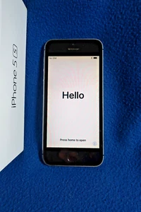 Apple iPhone 5s Mobile Phone 16GB Smartphone Space Grey Unlocked 100% Original - Picture 1 of 9