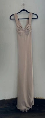 Vestido de seda vintage Calvin Klein en color champán beije talla pequeña Foto 1 de 4