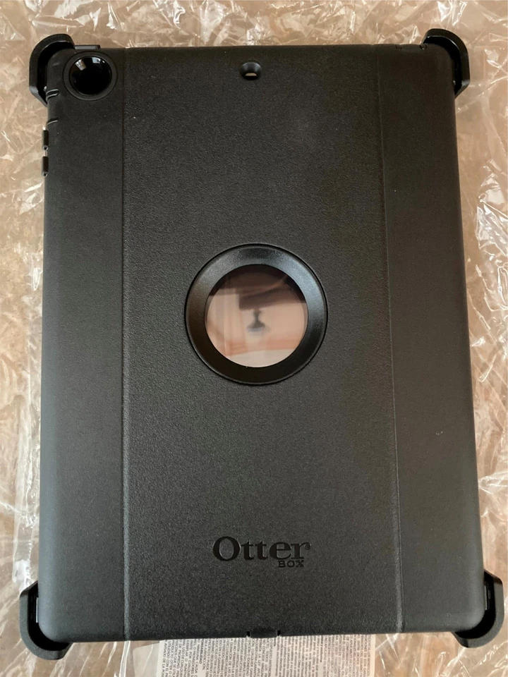 OTTERBOX DEFENDER SERIES CASE APPLE IPAD AIR (1ST GEN) BLACK 77-52006 - Image 1 of 4