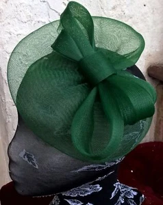 green fascinator millinery burlesque headband wedding hat hair piece - Picture 1 of 1