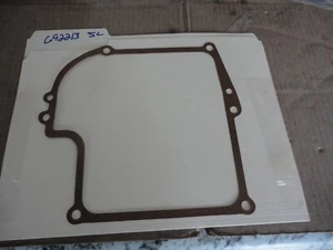 ONE NEW Briggs & Stratton 270080 692213 Base/Sump Gasket Qty 1 FREE SHIPPING - Picture 1 of 1