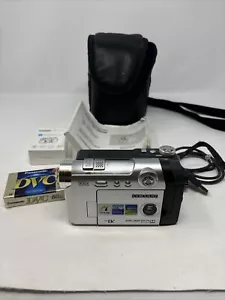Samsung SC-D6550 NTSC Mini DV Digital Video DuoCam Camcorder Working. Read - Picture 1 of 20