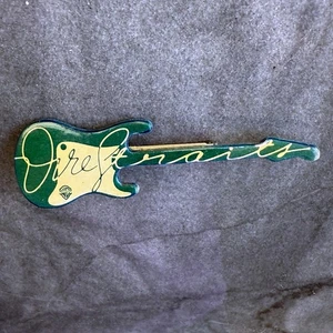RARO Vintage 1978 DIRE STRAITS Promo Botón WB Pin Mark Knopfler Guitarra Insignia - Imagen 1 de 3