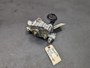 Engine Oil Pump 1.6L 2021 Hyundai Sonata 21040-6U1A2 2020 - Picture 1 of 12