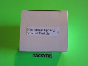 Juego paralelo completo de Mars Attacks Uprising Tierra quemada - Imagen 1 de 4