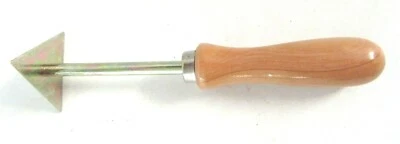 WAGNER MILWAUKEE New Milwaukee Triangle Multi-Purpose 2" Paint Scraper Works good on Windows