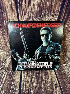 Terminator 2 LD Laserdisc LD68952-2 Schwarzenegger 013023258570 - Picture 1 of 4