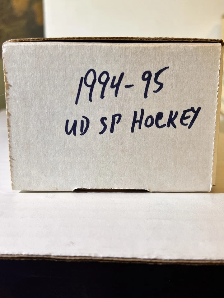 1994-95 Upper Deck SP Hockey Card Set 1-195 - Image 1 of 3