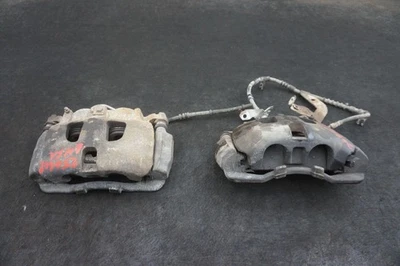 Juego 2 pinzas de freno delanteras OEM HC3Z2B121C Ford F350 Super Duty Lariat 2017-22 Foto 1 de 4