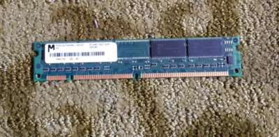 Micron 128MB MT8LSDT864AG-10CB4 PC100-322-620 - Image 1 of 4