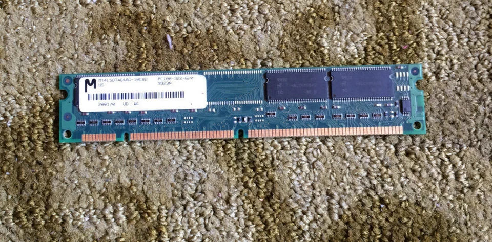 Micron 128MB MT8LSDT864AG-10CB4 PC100-322-620 - Image 1 of 4