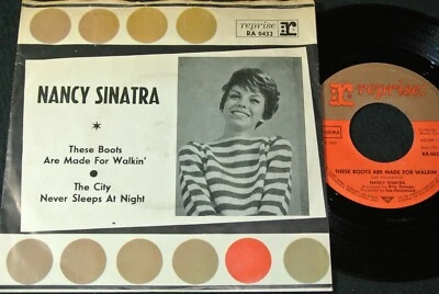 NANCY SINATRA These Boots Are Made For Walkin' / 60s German SP REPRISE RA-0432 - Bild 1 von 2