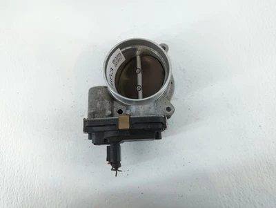 Carrocería del acelerador Chevrolet Suburban 1500 QK4F1 Foto 1 de 4