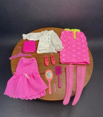 Vintage Francie Long on Looks # 1227 Complete + - Image 1 of 4