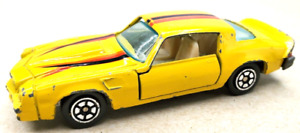 Vintage Yatming Chevy Camaro Z28 Yellow No. 1077 Die Cast Toy Opening Doors