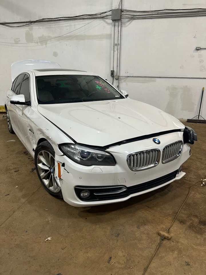 Used A/C Compressor fits: 2014 Bmw 528I 3.0L diesel turbo Grade A - Image 1 of 4