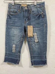 Silver jean Girls 6 Capri Pants Pantalon Capri  Denim Blue Distressed Jean  NWT - Picture 1 of 11