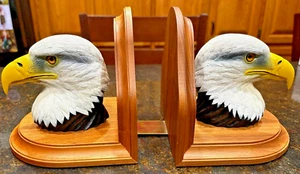 Vintage Large Resin Bald Eagle Head Bookends on Wood Bases - Picture 1 of 12