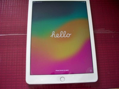 ipad 6th generation 128gb wifi cellular unlocked (FREE POSTAGE). - Image 1 of 3