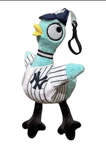 NY YANKEES MO WILLEMS PIGEON KEY CHAIN SGA PLUSH 4” 7/13/2025 MLB BASEBALL - Picture 1 of 1