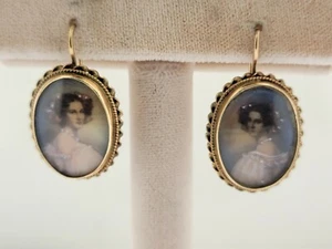 Hand Painted Lady's Portrait Cameo Earrings Solid 14Kt Gold Estate ~ Italy WOW! - Picture 1 of 11