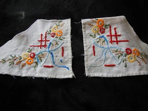 Duo broderies anciennes sur toile nœud fleur travaux couture récup B7 - Picture 1 of 5