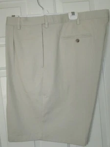 Lands' End Pleated Front Mens Oyster Cotton Expand Short Pant NWOT - Size 46W - Picture 1 of 2