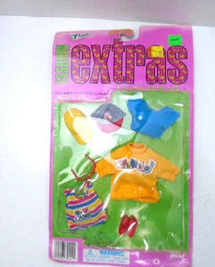 1982 Totsy Flair Mode Puppe Zubehör Shirts Schuhe Brille Hüte Set Lesen - Bild 1 von 9