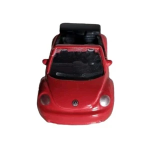 Pre-Owned Maisto Volkswagen New Beetle Bug Convertible Red - Picture 1 of 13